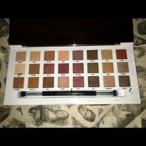 PROFUSION BRILLIANT METALLIC PALETTE 🙌🏼